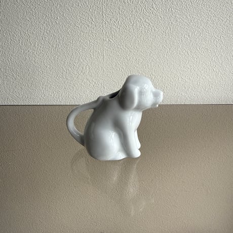 Dog pitcher
