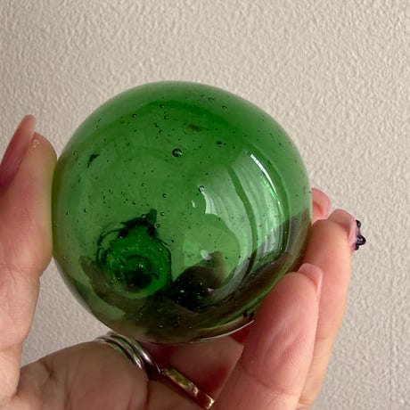 Glass eggplant objet