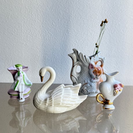 LENOX swan