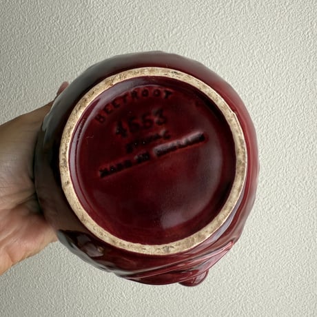 England Sylvac beetroot facepot