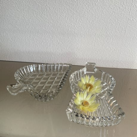 Spade tray