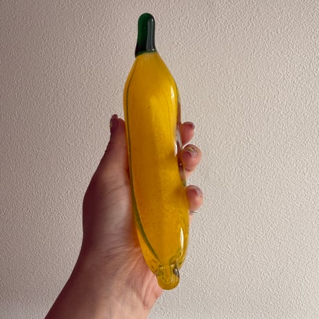 Glass banana