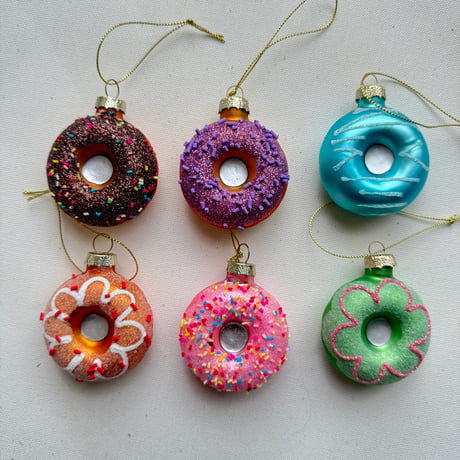 Donuts glass ornament USA