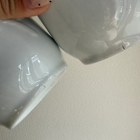 Ribbon design pot