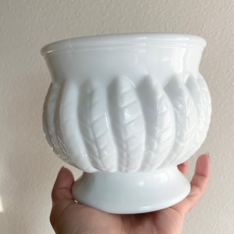Randall milk glass bowl