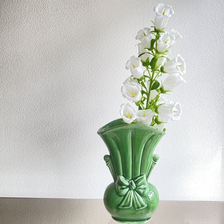 Ribbon flower vase