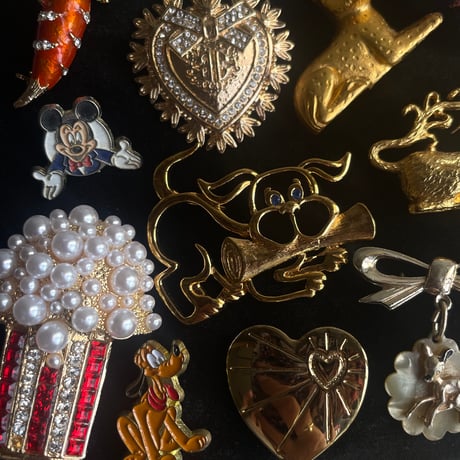 Mickey pin