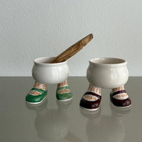 England Carlton Ware Walking eggcup ①