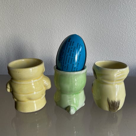 Egg stand bunny