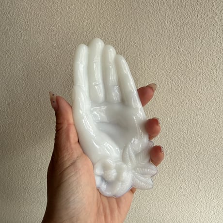 Milk glass hand tray