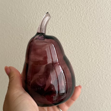 Glass pear objet