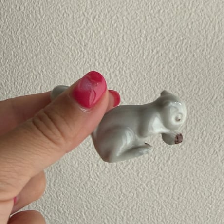 England Whimsies WADE Squirrel ①