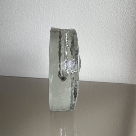 Glass flower vase