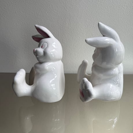 Rabbit bookend
