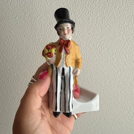 Pen stand ②