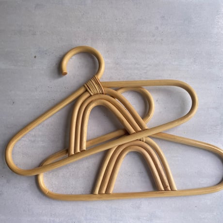 Bamboo kids hanger rainbow
