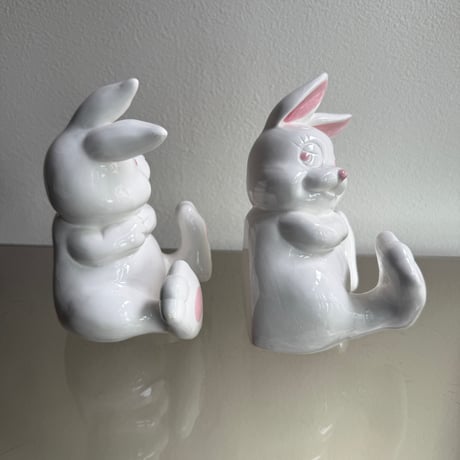 Rabbit bookend