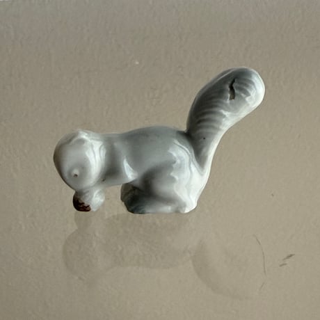 England Whimsies WADE Squirrel ①