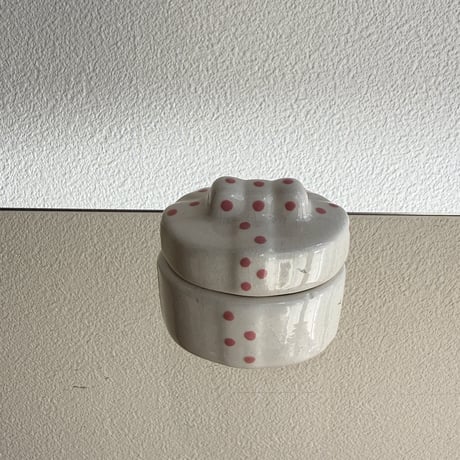 Ribbon box