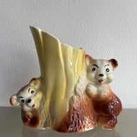 Bear flower vase