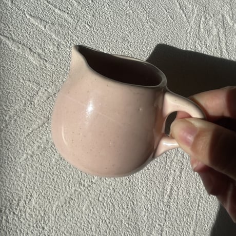 Mini pitcher