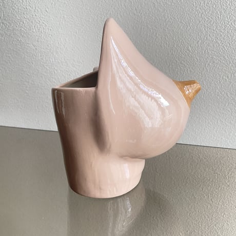 Boob pitcher