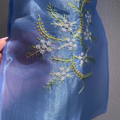 Mimosa pouch medium