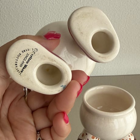 England Carlton Ware Walking eggcup ②