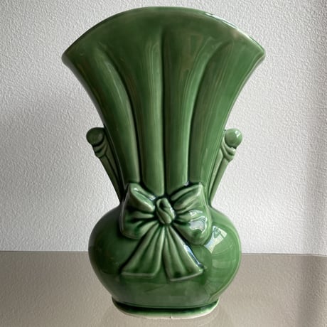 Ribbon flower vase