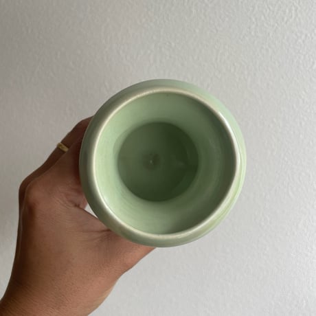 Green aurora vase