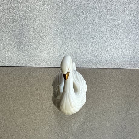 LENOX swan