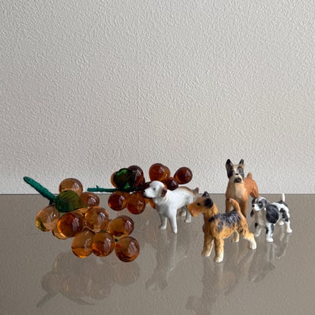 Dog ①