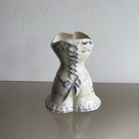 Dress flower vase purple