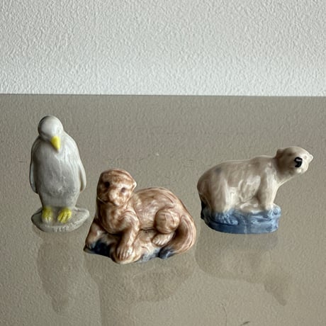 England Whimsies WADE Penguin