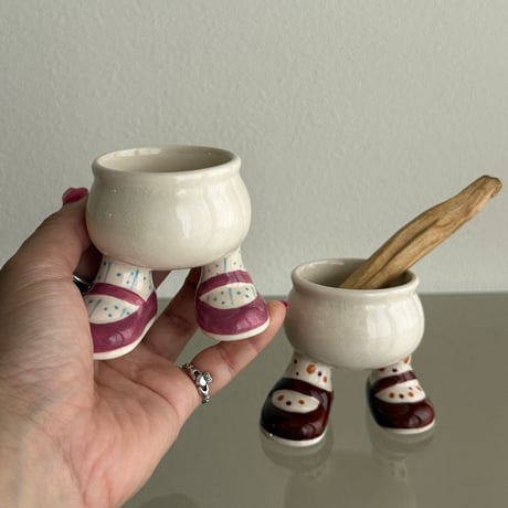 England Carlton Ware Walking eggcup ②