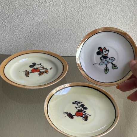 1930's Disney Mickey hockey dish