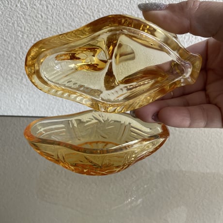 Swan candy pot