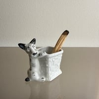 Dog holder