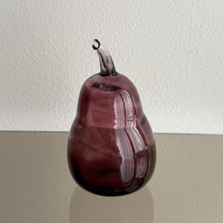 Glass pear objet
