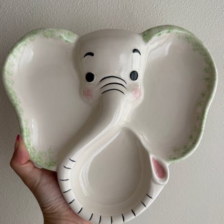 HOLLAND MOLD elephant White