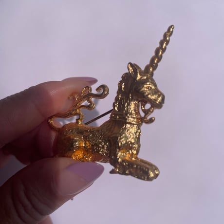 NY metropolitan museum unicorn brooch