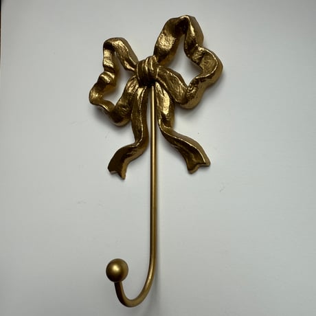 Ribbon hook