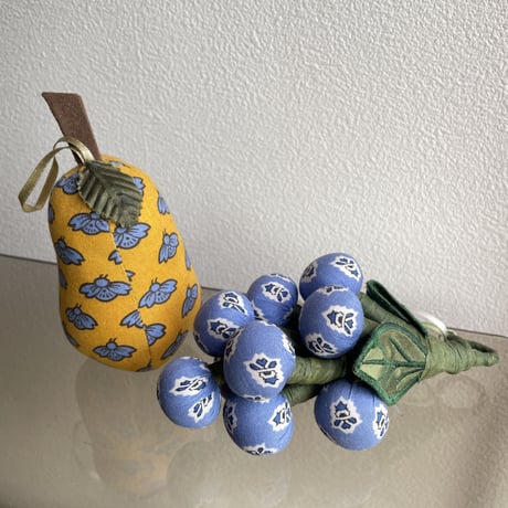 Fruits ornament