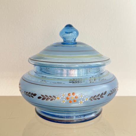 France flower handprint glass pot