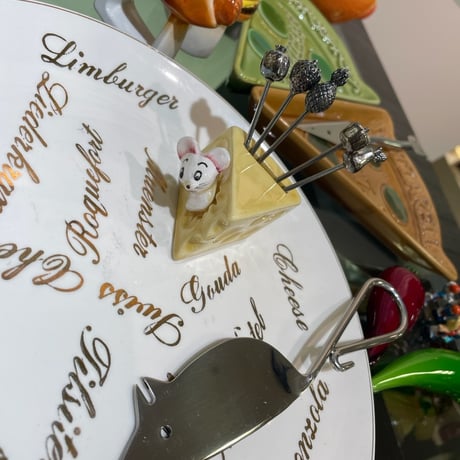 Cheese knife A