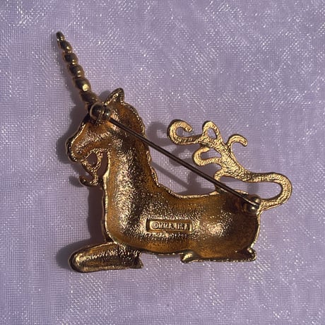 NY metropolitan museum unicorn brooch