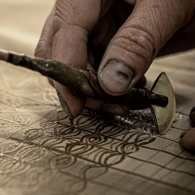 ろうけつ染め 伝統ミャオ族鳥トゥーテン テーブルクロス | RAKUSU ART