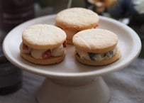 米粉de甘酒バタークリーム＆ラムレーズンサンド