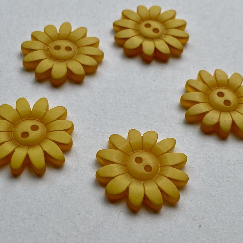 🇫🇷ラドログリー☆フランス製☆ボタン☆お花デザイン☆黄色☆la