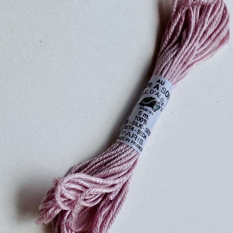 🇫🇷最高品質★フランス製シルク糸★AU VER A SOIE★パステルピンク色